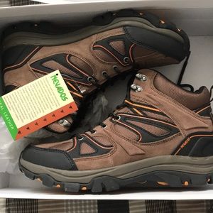 Brand new Nevada’s men’s hiking boots